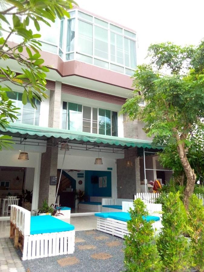 Baan Oui Guest House - Nai Harn Phuket Exteriör bild