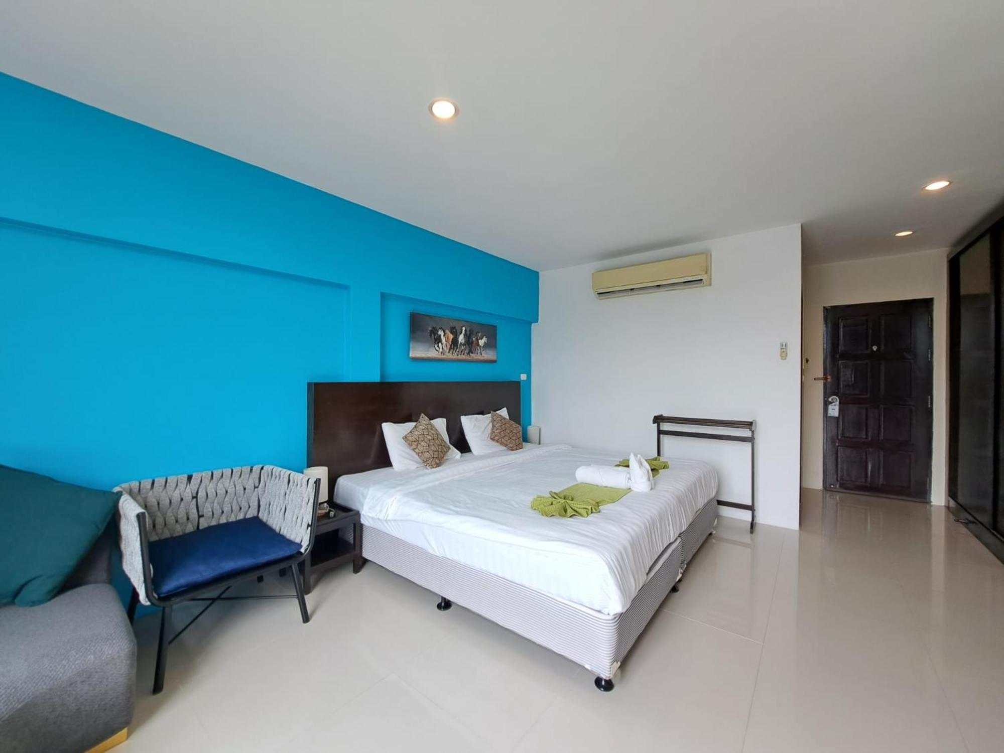Baan Oui Guest House - Nai Harn Phuket Exteriör bild